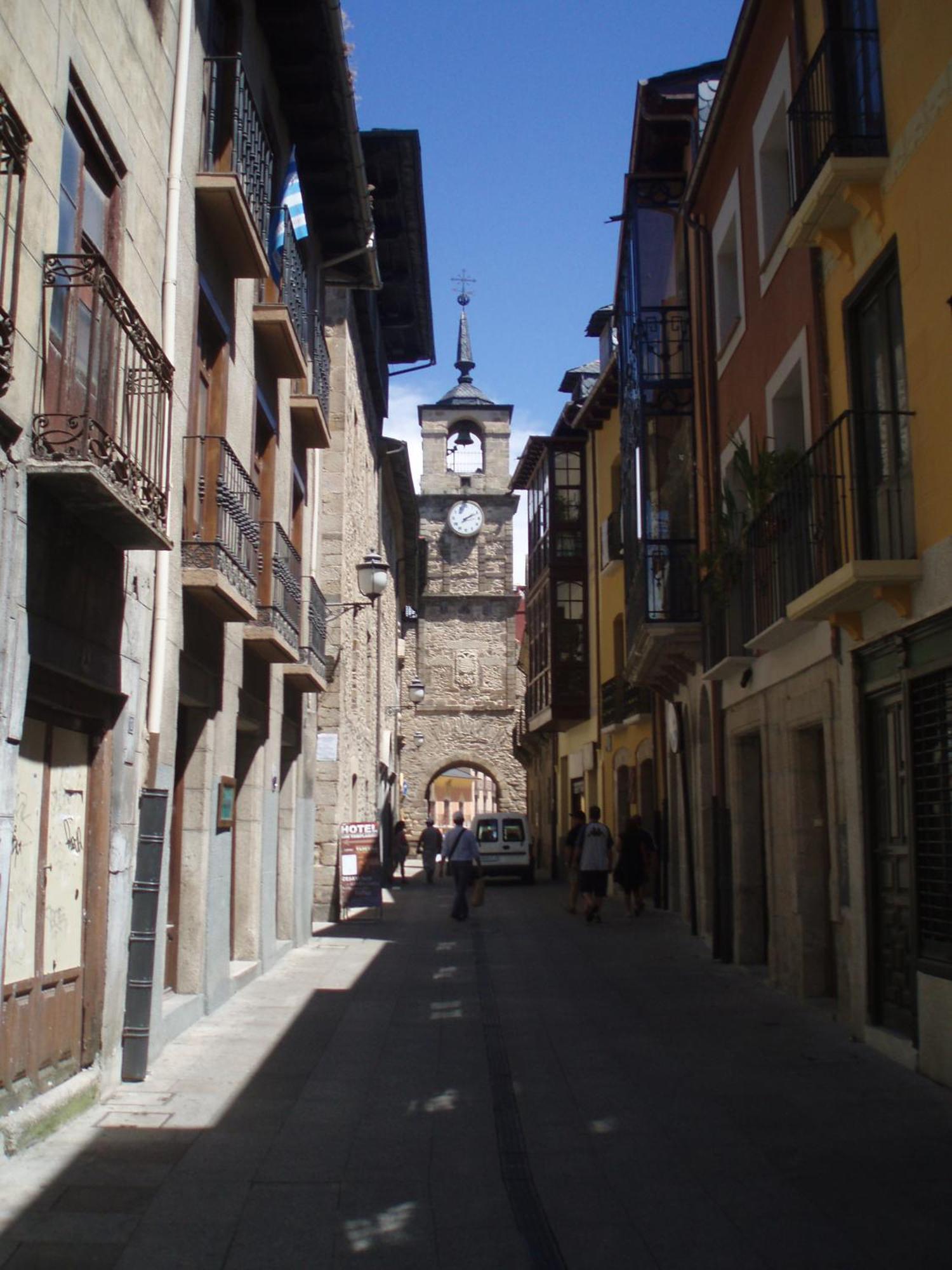 Hostal Monteclaro Ponferrada Exterior foto